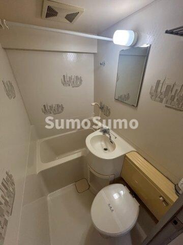 物件内観写真8　(日々の暮らしに欠かせないお風呂です)