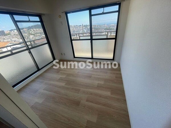 洋室(洋室です)