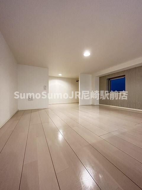 物件内観写真8　(寝室です)