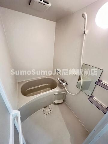 物件内観写真7　(きれいなお風呂です)