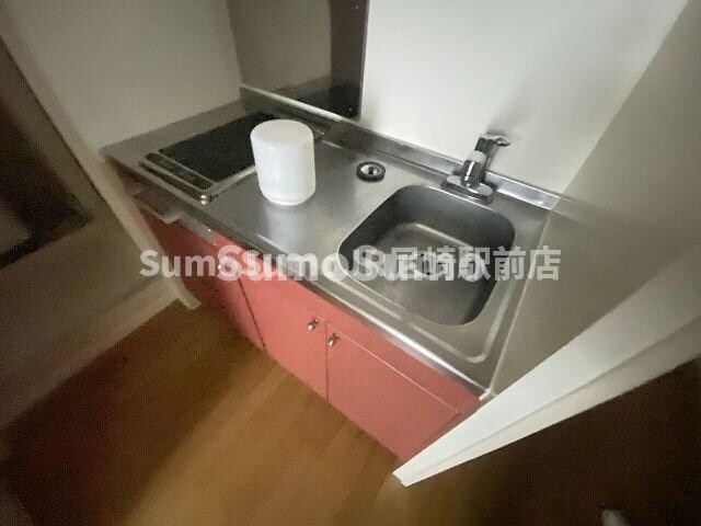 物件内観写真17　(コンパクトなキッチンで掃除もラクラク)