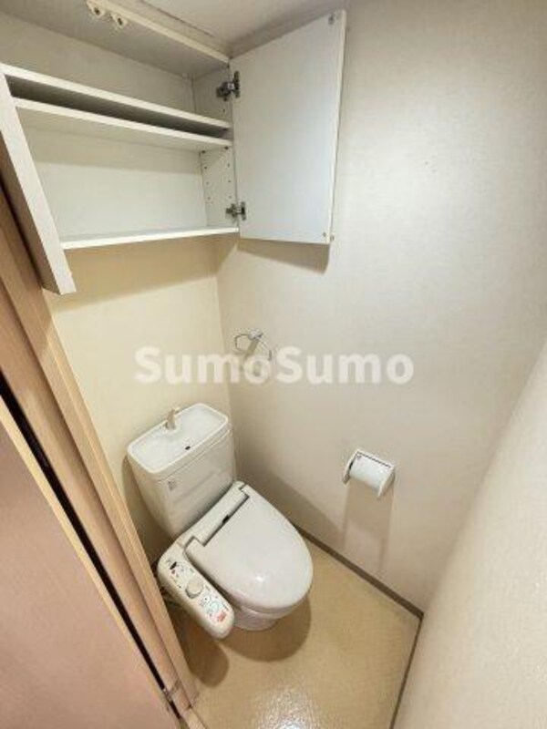 トイレ(シンプルで使いやすいトイレです)