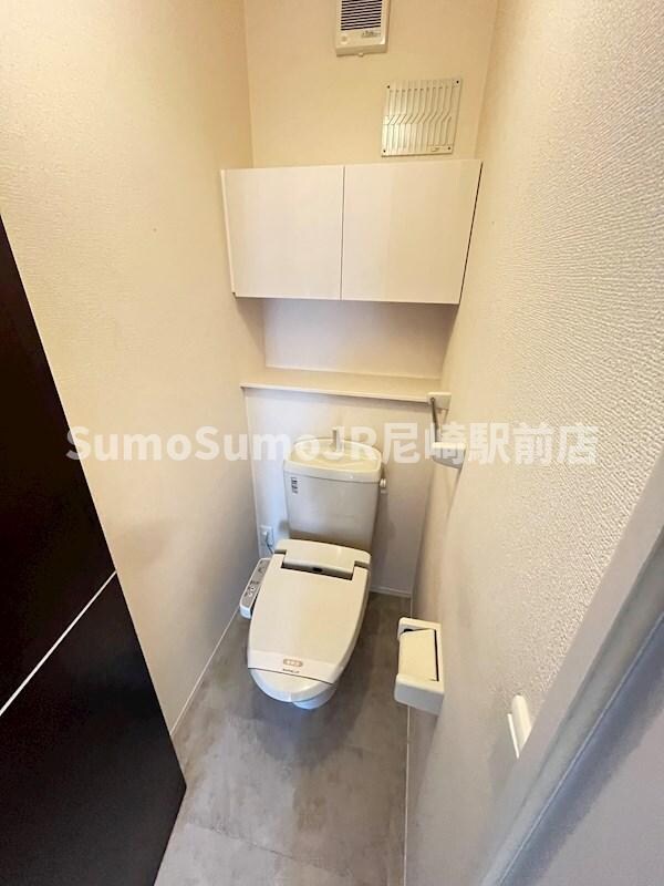 トイレ(ゆったりとした空間のトイレです)