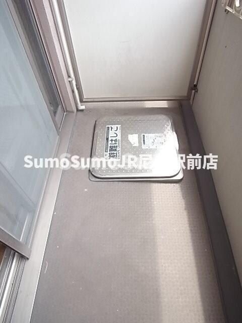 物件内観写真12　(暖かな日差しのふりそそぐバルコニー)