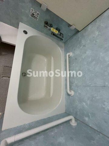 物件内観写真21　(日々の疲れを癒すお風呂付です)