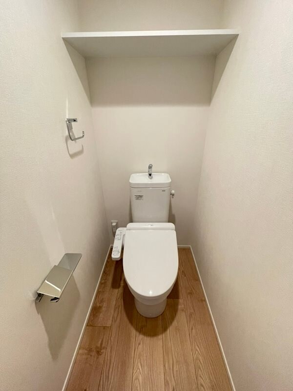トイレ(清潔感のあるトイレです)