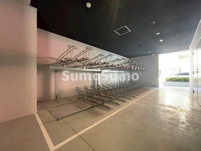 物件外観写真4　(落ち着いた雰囲気の外観です)