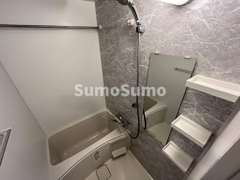 物件内観写真19　(日々の疲れを癒すお風呂付です)