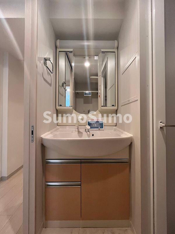 物件内観写真11　(スペースが確保できる洗面所です)