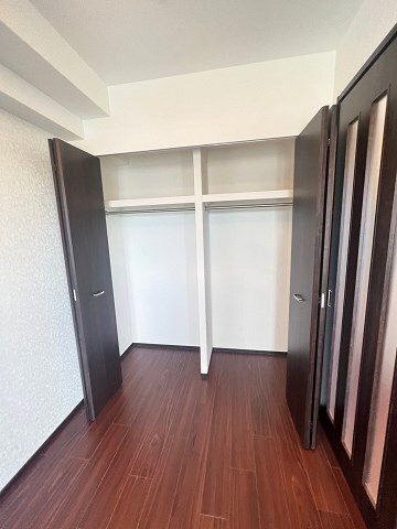 物件内観写真10　(小物を収納するのに便利です)