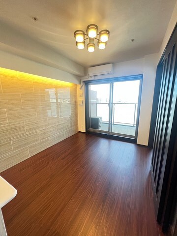 物件内観写真15　(使いやすい居間です)