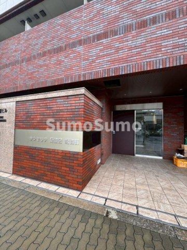 エントランス(建物の内部です)