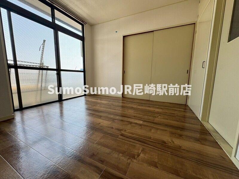 物件内観写真5　(落ち着いて過ごせるお部屋なので、寝室にいかがでしょうか)