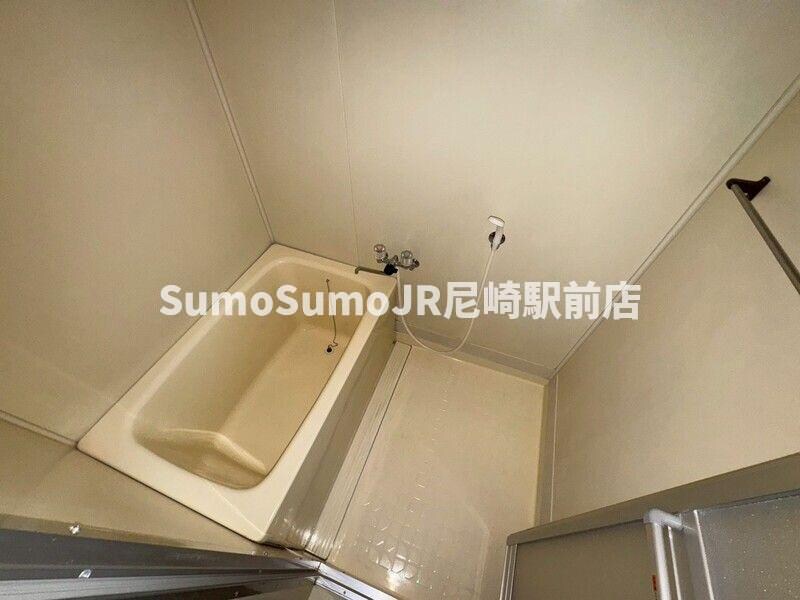 物件内観写真11　(きれいなお風呂です)