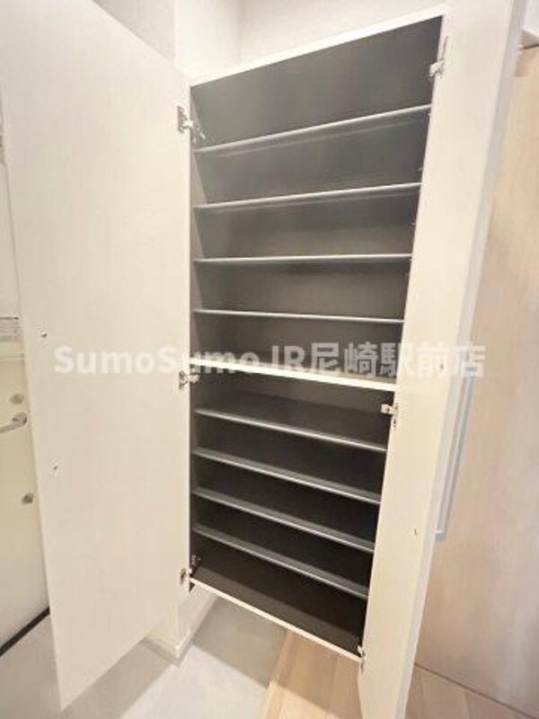 収納(こまごまとしたものを収納できそうですね)