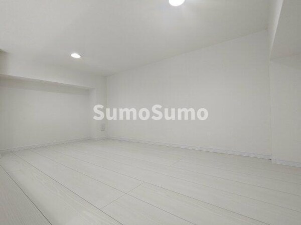 居室(おしゃれな居間です)