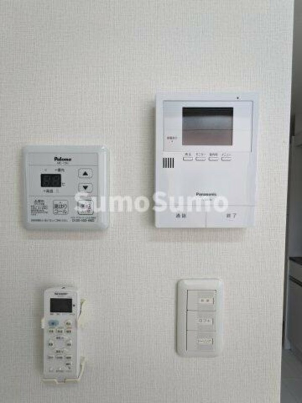 セキュリティ(ちょっとした収納スペースも充実しています)