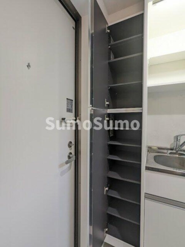 その他(落ち着いた空間のシャワールームです)