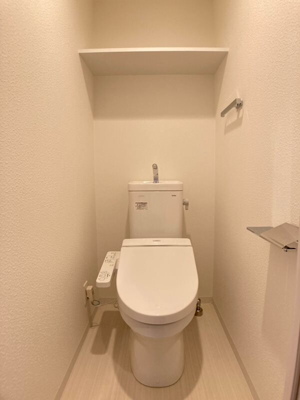 物件内観写真12　(清潔感のあるトイレです)