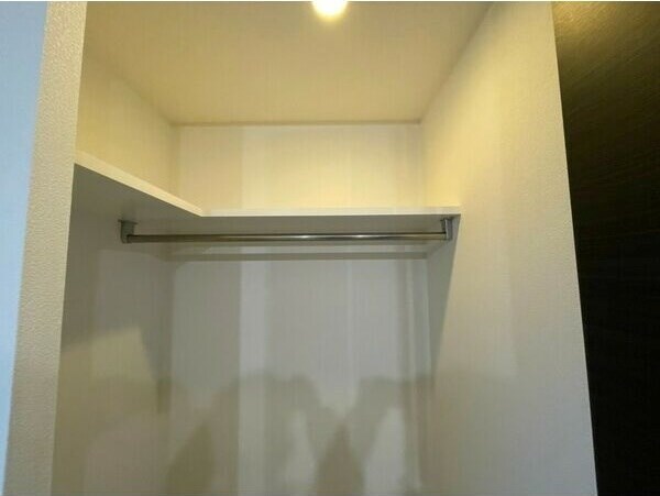 物件内観写真13　(収納のためのスペースです)