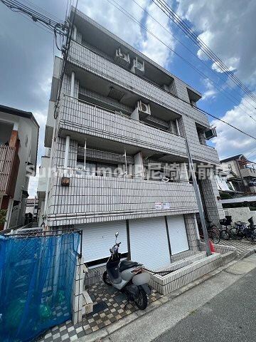 物件外観写真2　(物件の外観です)