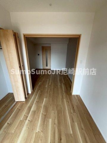 物件内観写真6　(落ち着いて過ごせるお部屋なので、寝室にいかがでしょうか)