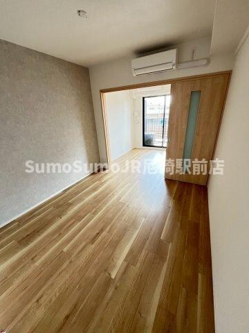 物件内観写真11　(落ち着いて過ごせるお部屋なので、寝室にいかがでしょうか)