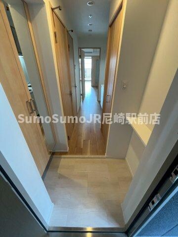 物件内観写真19　(落ち着いた玄関です)