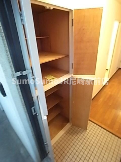 物件内観写真23　(収納があります)