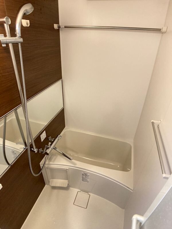 物件内観写真9　(お風呂で日々の疲れを落としましょう)