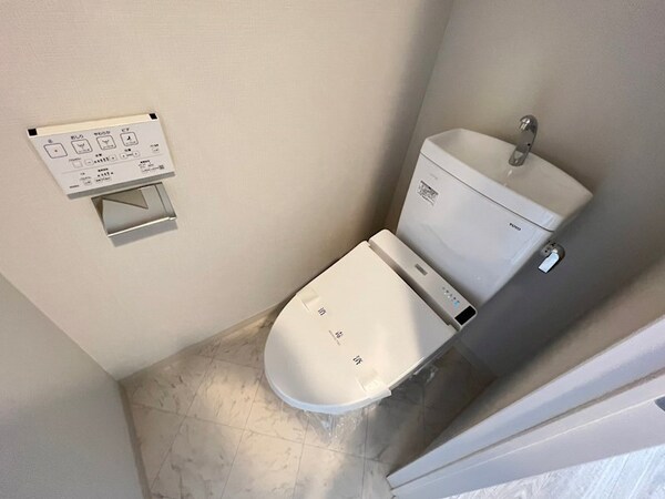 トイレ(ゆったりとした空間のトイレです)