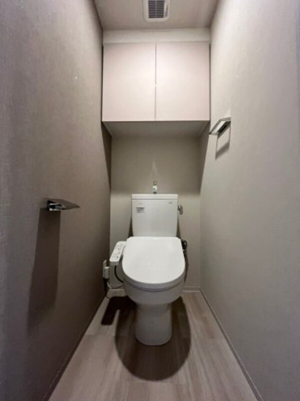 トイレ(コンパクトで使いやすいトイレです)
