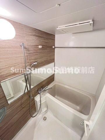 物件内観写真18　(コンパクトで使いやすいお風呂です)