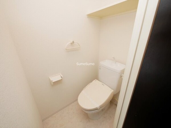 トイレ(ゆったりとした空間のトイレです)