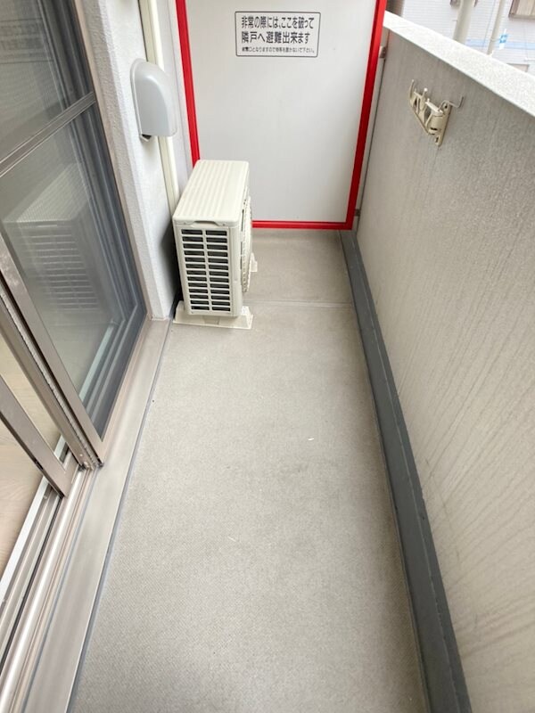 物件内観写真10　(バルコニー付きです)