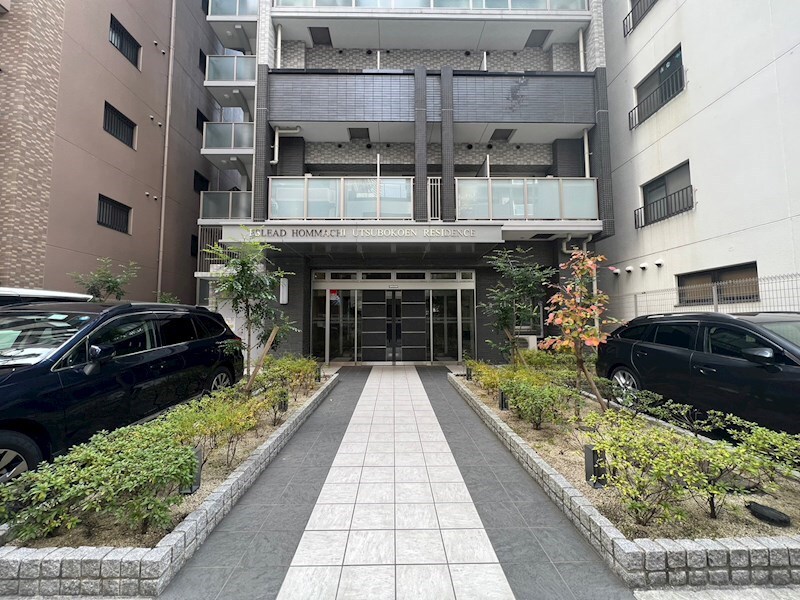 物件外観写真2　(毎日通るエントランスはこのようになっています)