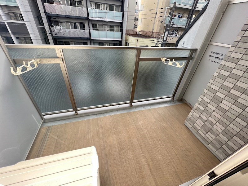 物件内観写真9　(バルコニーがあります)