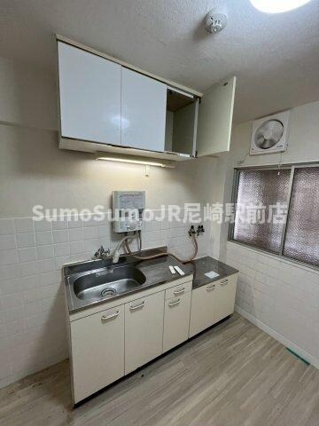 物件内観写真5　(使いやすいキッチンです)