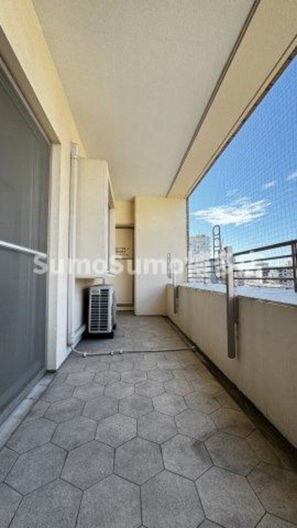 バルコニー(バルコニーがあります)