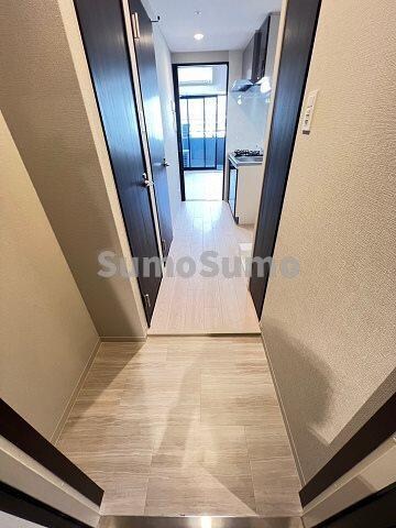 物件内観写真4　(落ち着いた玄関です)