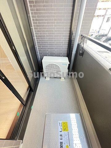 物件内観写真9　(バルコニーがあります)