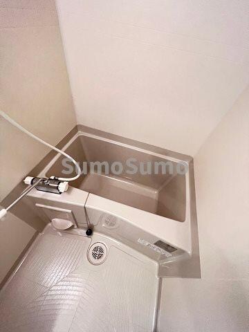 物件内観写真18　(日々の疲れを癒すお風呂付です)