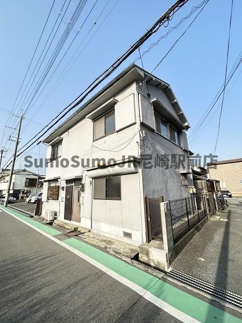 物件外観写真2　(外観もきれいです)