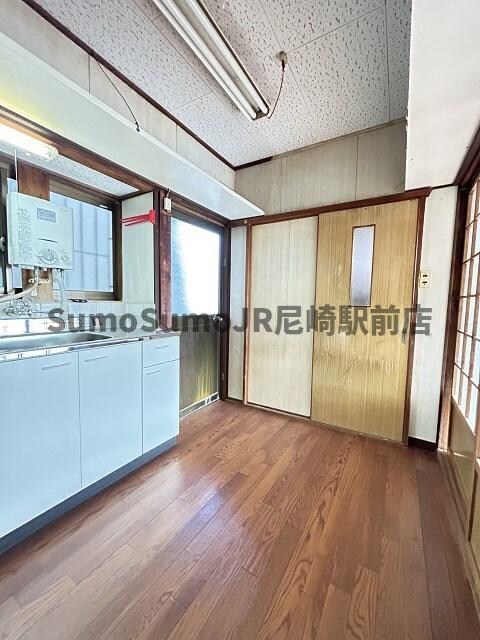 物件内観写真18　(洋室です)