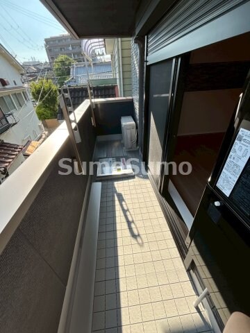 物件内観写真12　(落ち着いた時間を過ごせるバルコニーです)