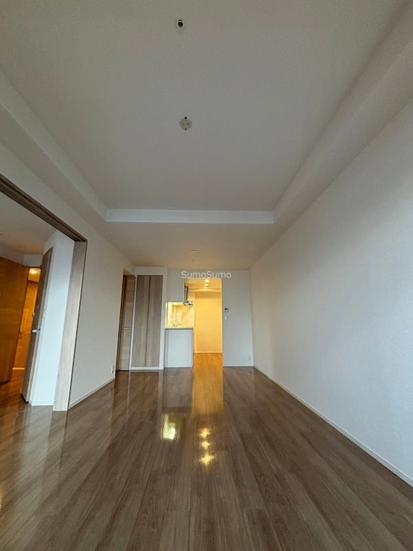 物件内観写真17　(ゆったりとしたリビングです)