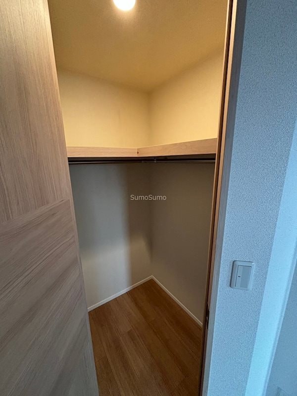 物件内観写真20　(大きなものも収納できそうです)