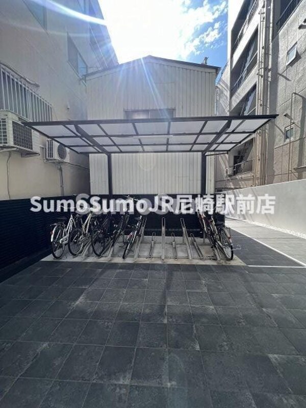 駐車場(駐車場です)