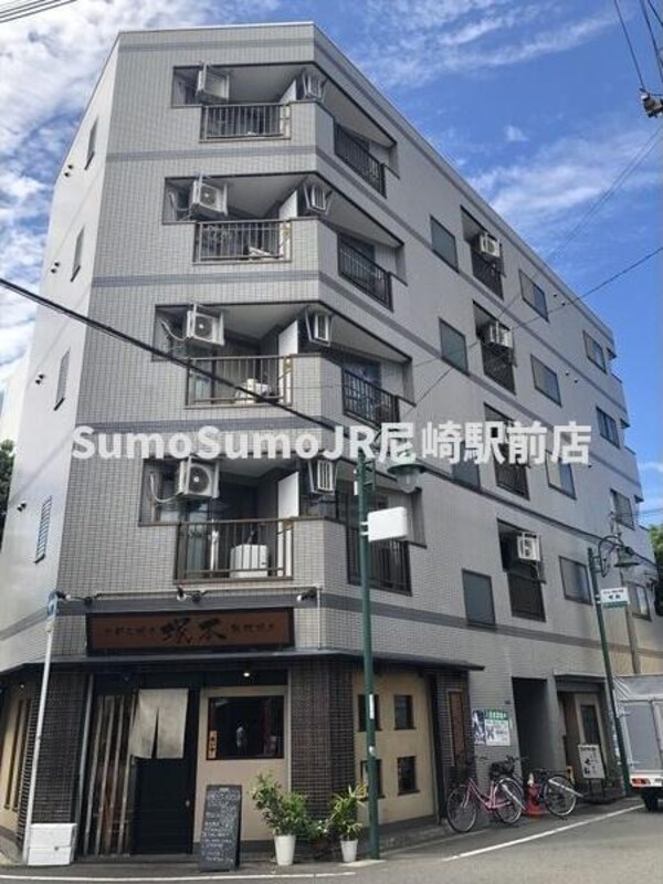 外観(落ち着いた雰囲気の外観です)