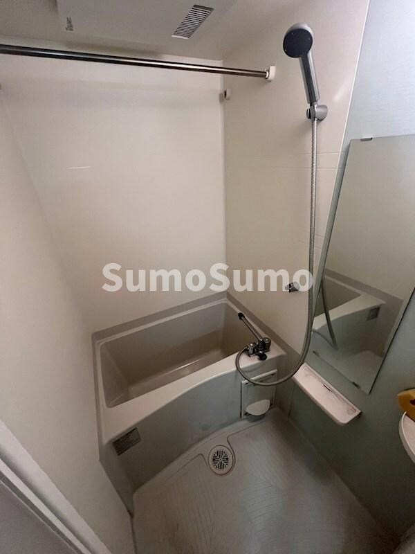 物件内観写真11　(コンパクトで使いやすいお風呂です)